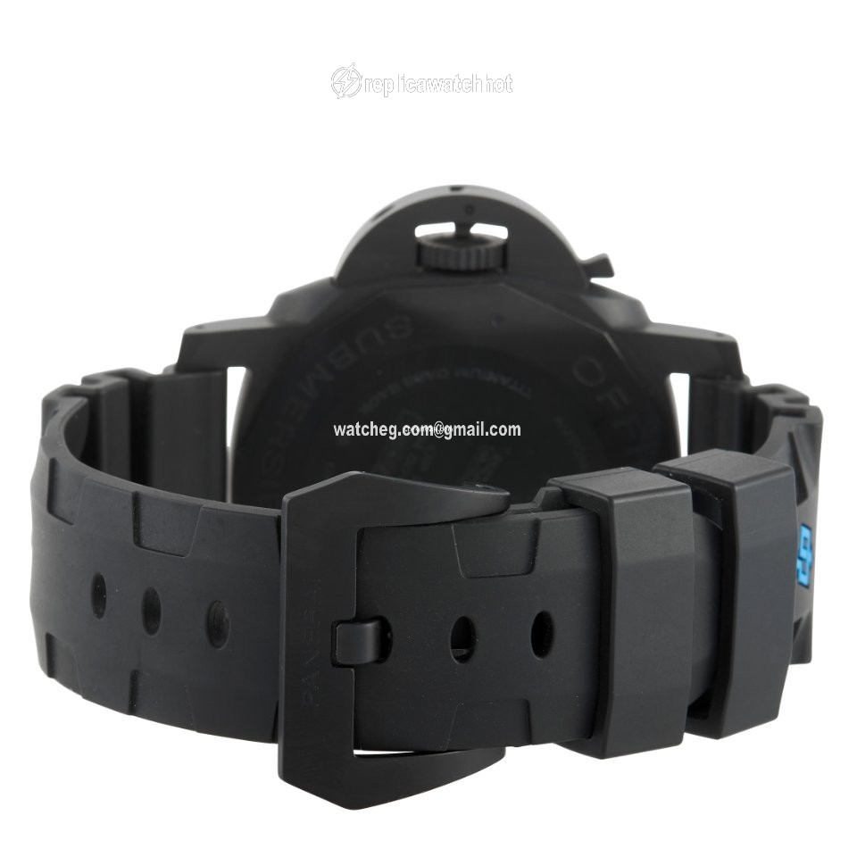 Panerai Luminor GMT Automatic Mens watch Unisex Automatic Carbon PAM01616 3