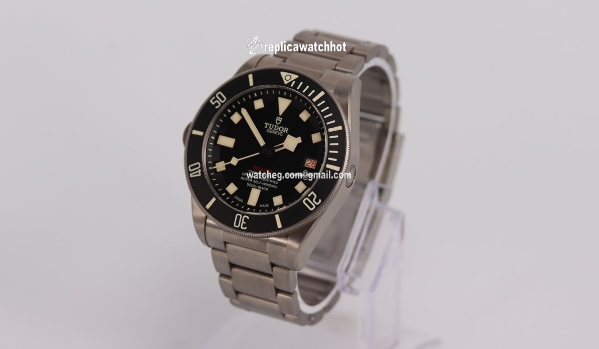 Tudor Pelagos Automatic Titanium MT5612- LHD 3
