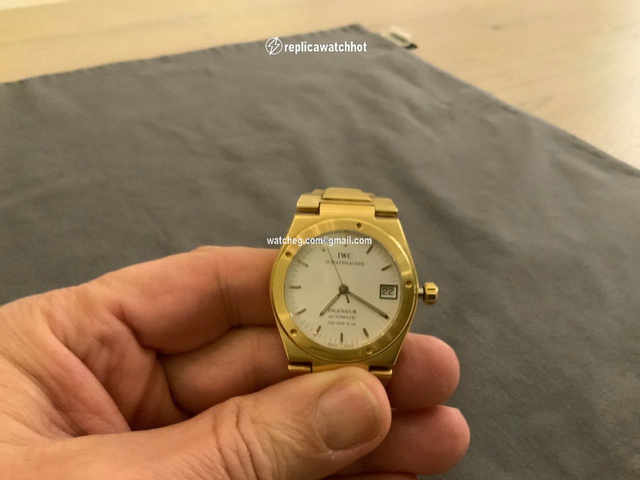 IWC Ingenieur Automatic Mens watch Unisex Automatic Yellow gold IW9238 3