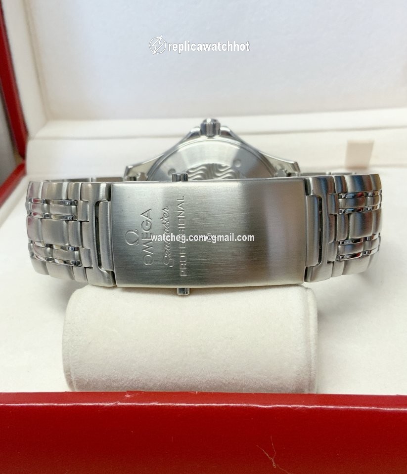 Omega Seamaster Diver 300 M Mens watch Unisex Quartz Steel 2541.80.00 3