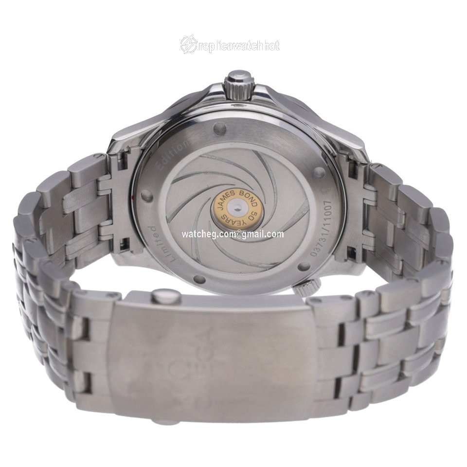 Omega Seamaster Diver 300 M Mens watch Unisex Automatic Steel 212.30.41.20.01.005 3