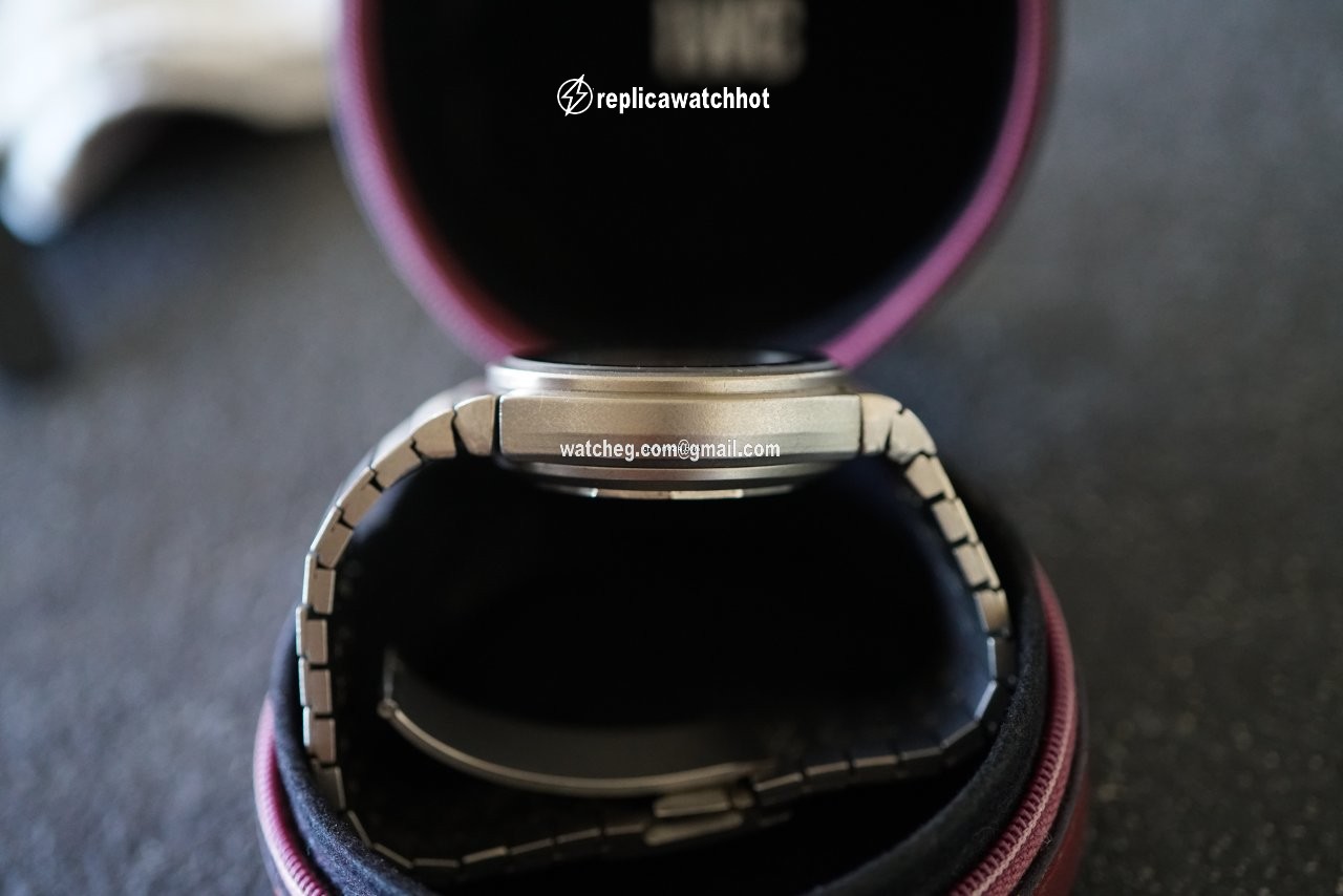 IWC Porsche Design Mens watch Unisex Automatic Titanium IW3700 3