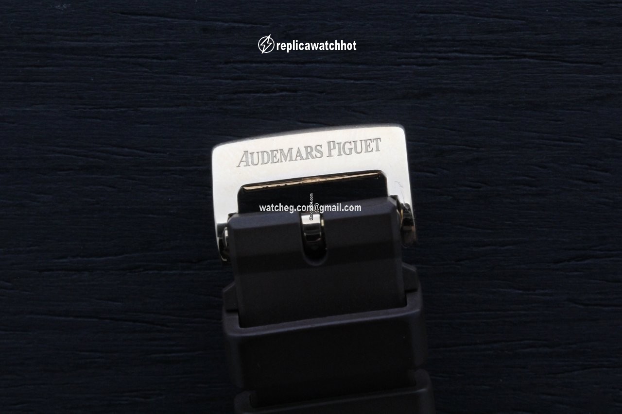 Audemars Piguet Royal Oak Lady Quartz Rose gold 67651OR 3