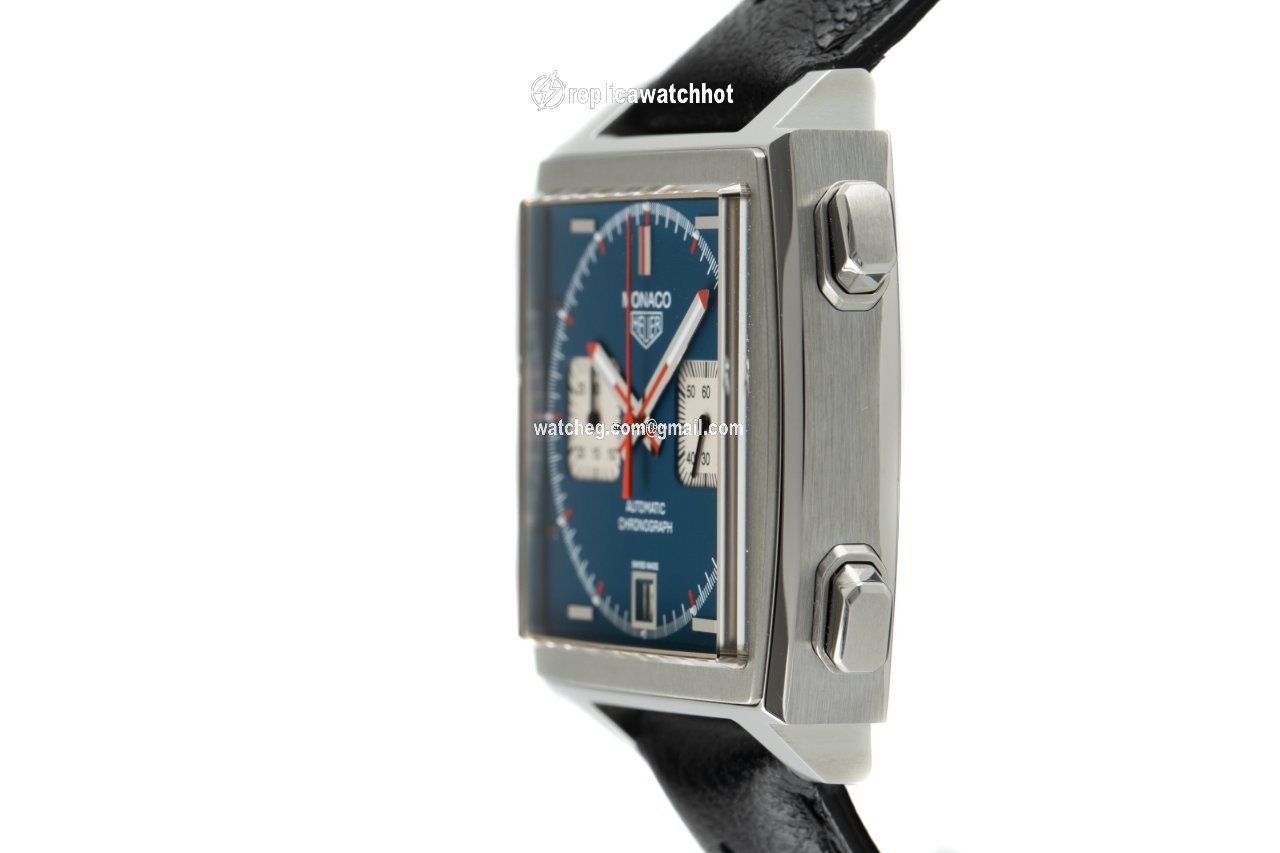 TAG Heuer Monaco Calibre 11 Mens watch Unisex Automatic Steel CAW211A 3