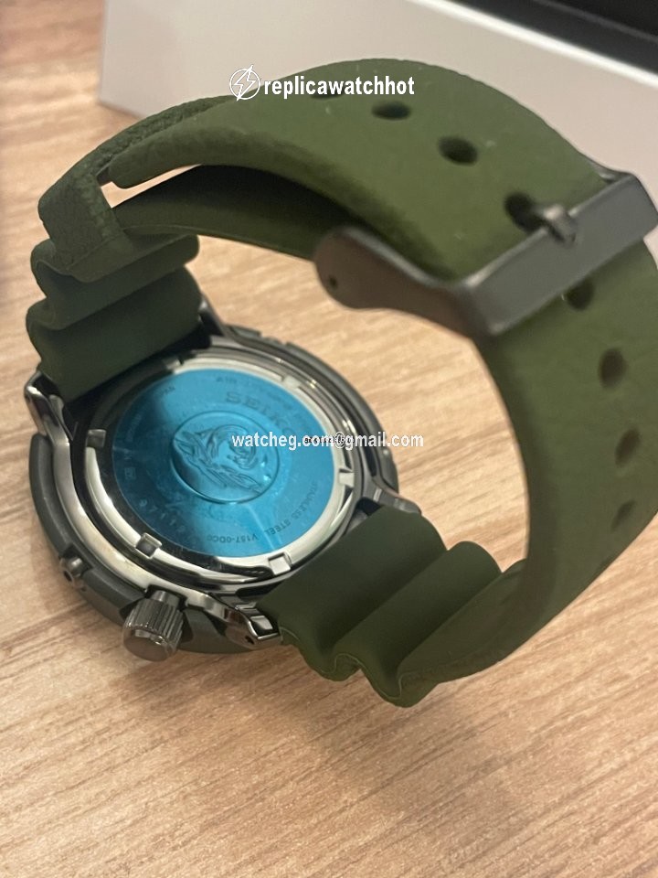 Seiko Prospex Mens watch Unisex Quartz Steel SNE535P1 3