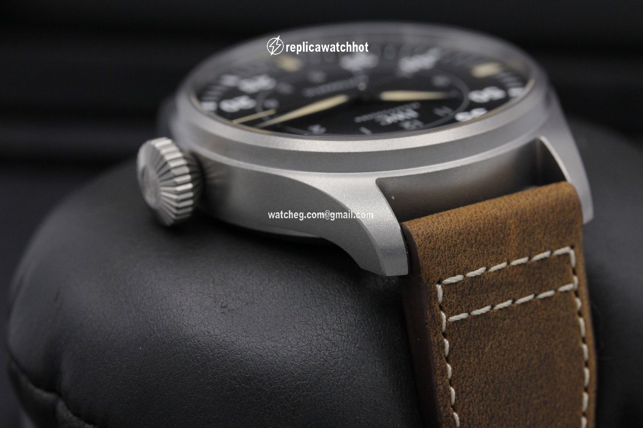 IWC Big Pilot Titanium IW329701 3
