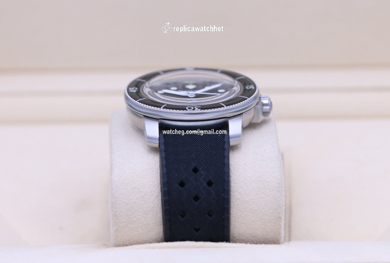 Blancpain Fifty Fathoms Mens watch Unisex Automatic Steel 5008-11B30-NABA 3