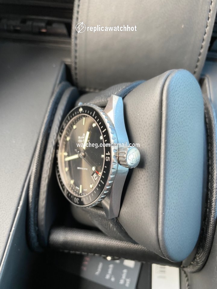 Blancpain Fifty Fathoms Bathyscaphe Mens watch Unisex Automatic 5000 1110 B52A 3