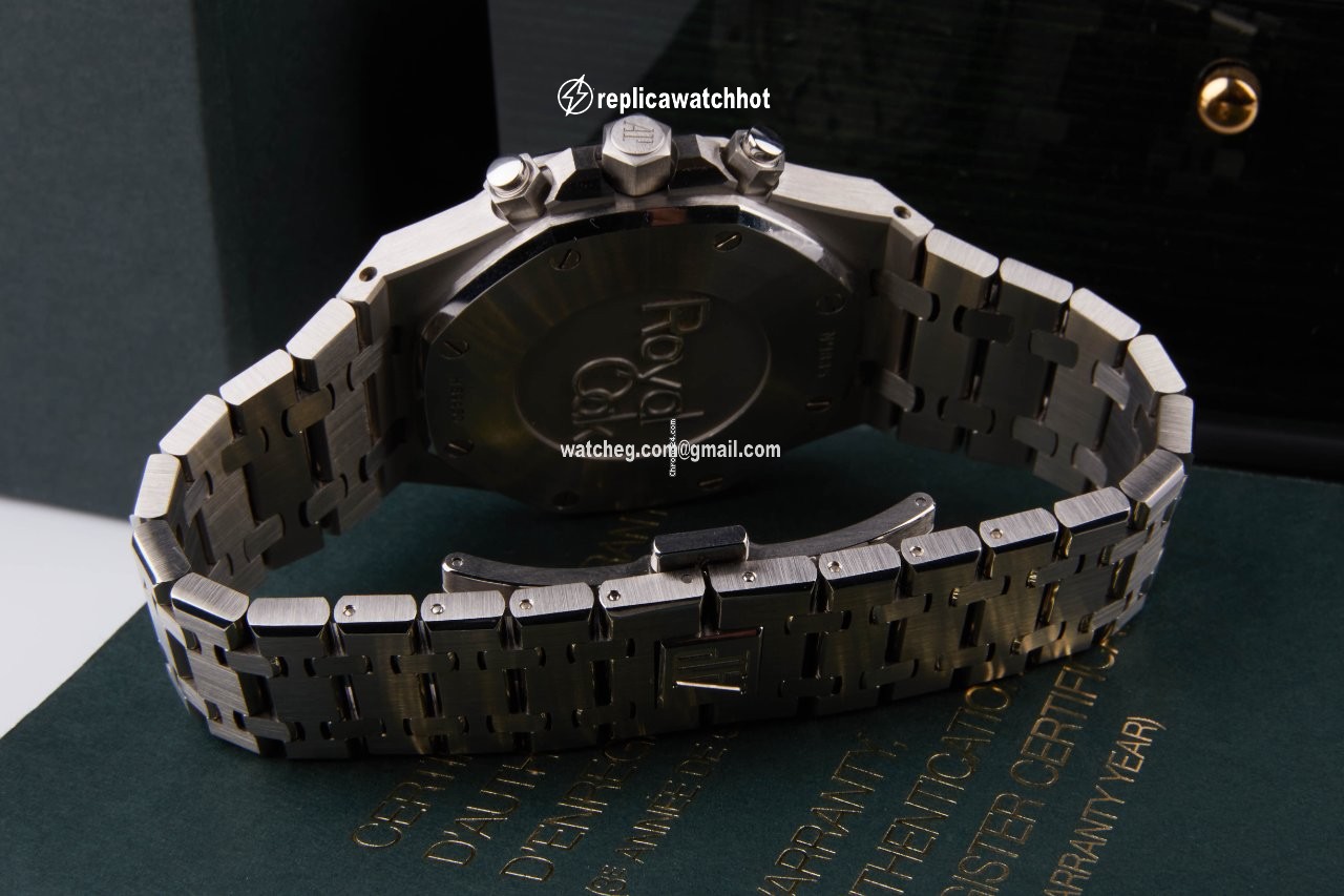 Audemars Piguet Royal Oak Chronograph Mens watch Unisex Automatic Steel 26320ST.OO.1220ST.02 3