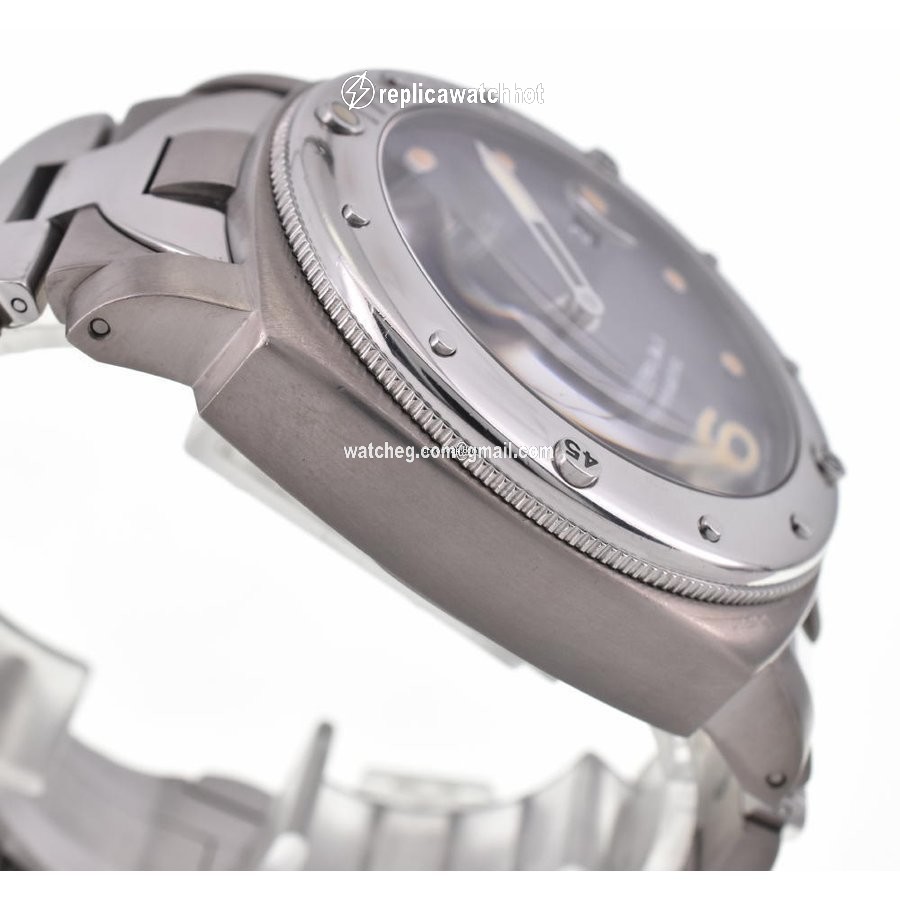 Panerai Luminor Submersible Mens watch Unisex Automatic Titanium PAM00170 3