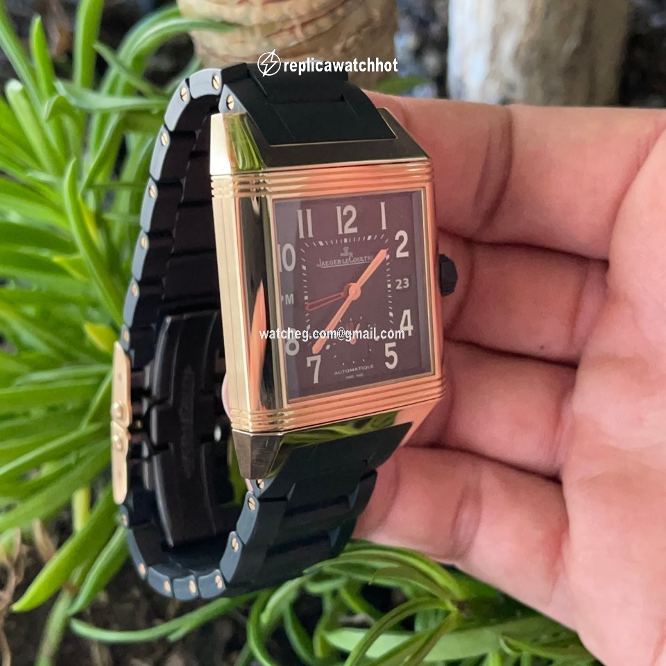 Jaeger-LeCoultre Reverso Squadra Hometime Rose gold Q7002671 3