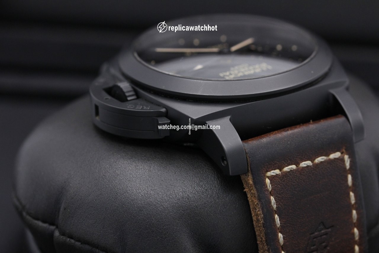 Panerai Luminor 1950 3 Days GMT Automatic Ceramic PAM 441 3