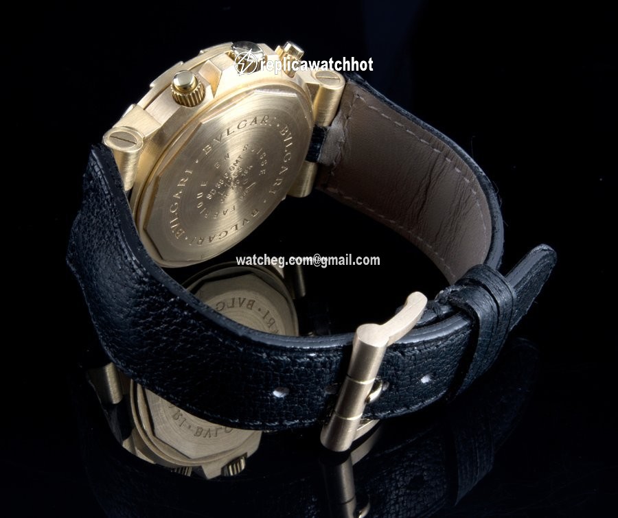 Bulgari Diagono Mens watch Unisex Automatic Yellow gold SD 38 G GMT 3