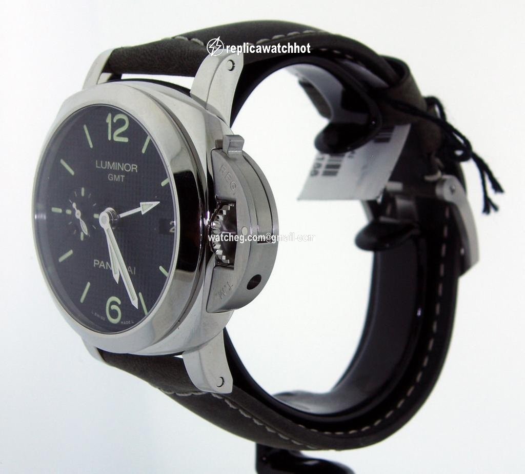 Panerai Luminor 1950 3 Days GMT Automatic Mens watch Unisex Automatic Steel PAM00535 3