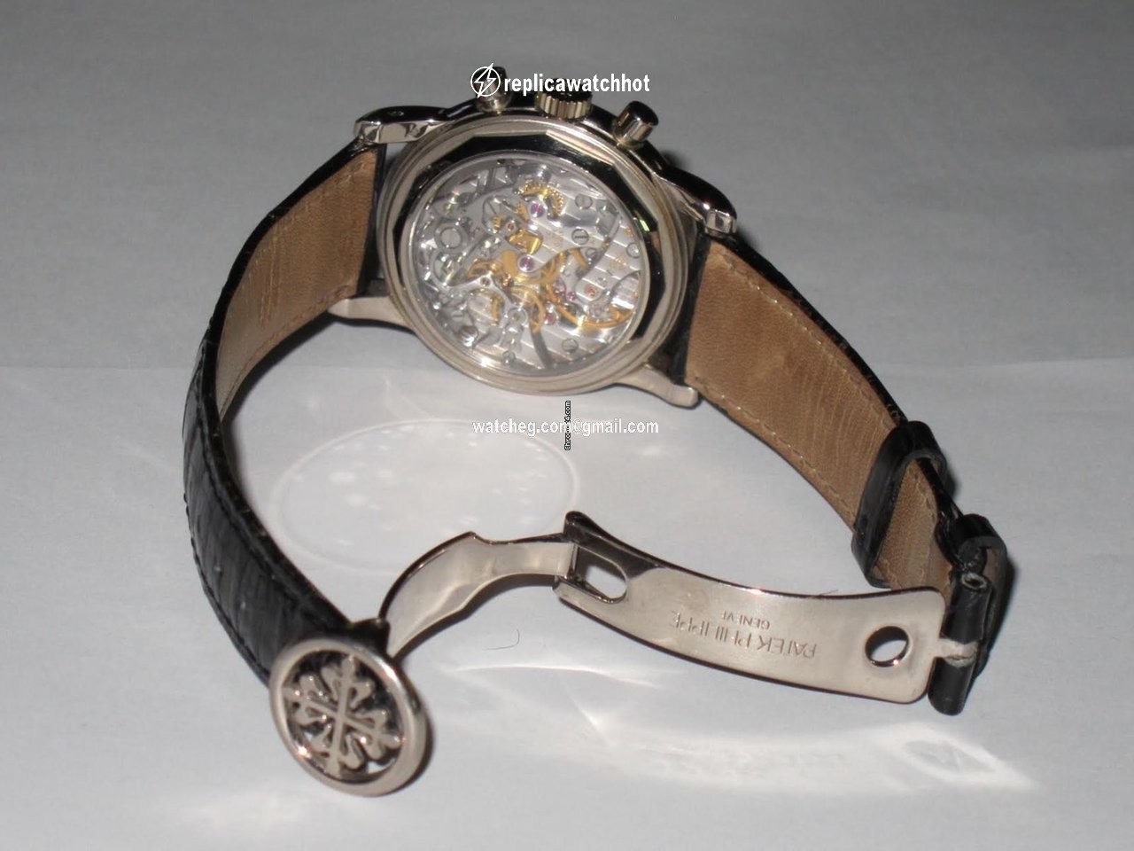 Patek Philippe Perpetual Calendar Chronograph Mens watch Unisex Manual winding White gold 3970G 3