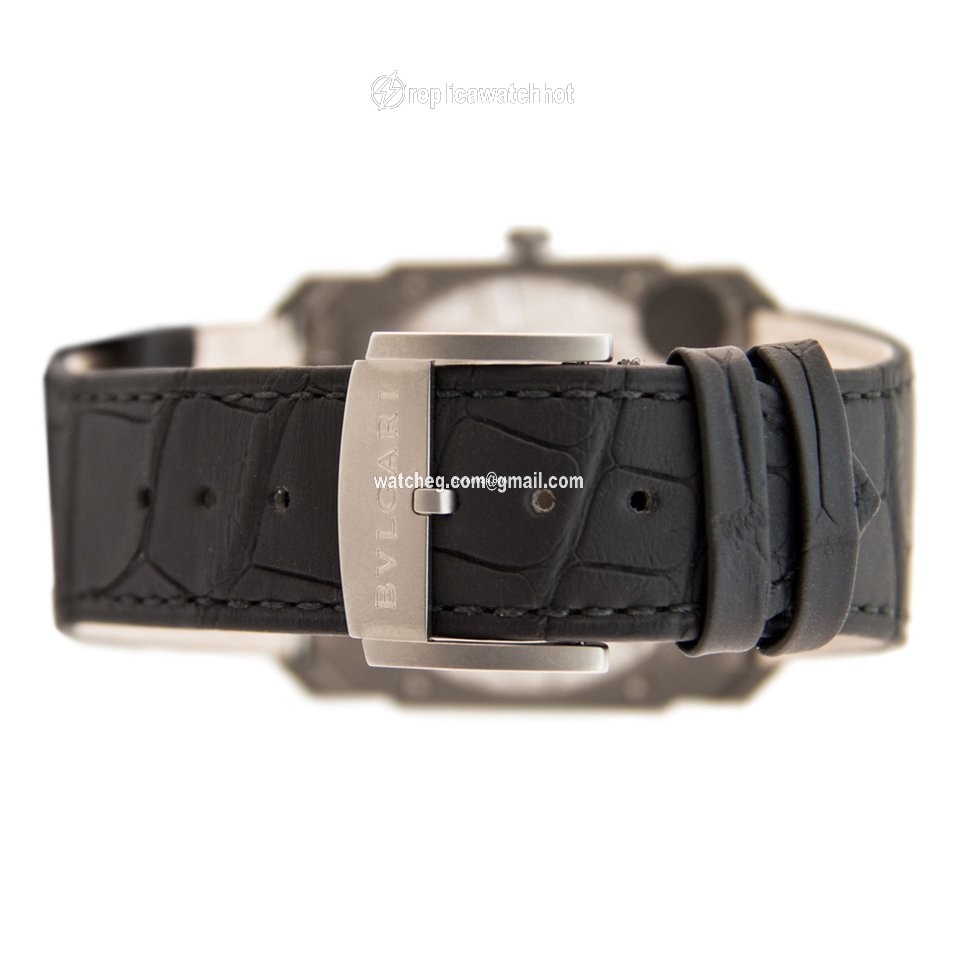 Bulgari Octo Mens watch Unisex Automatic Titanium 102711 BGO40C14TLXTAUTO 3