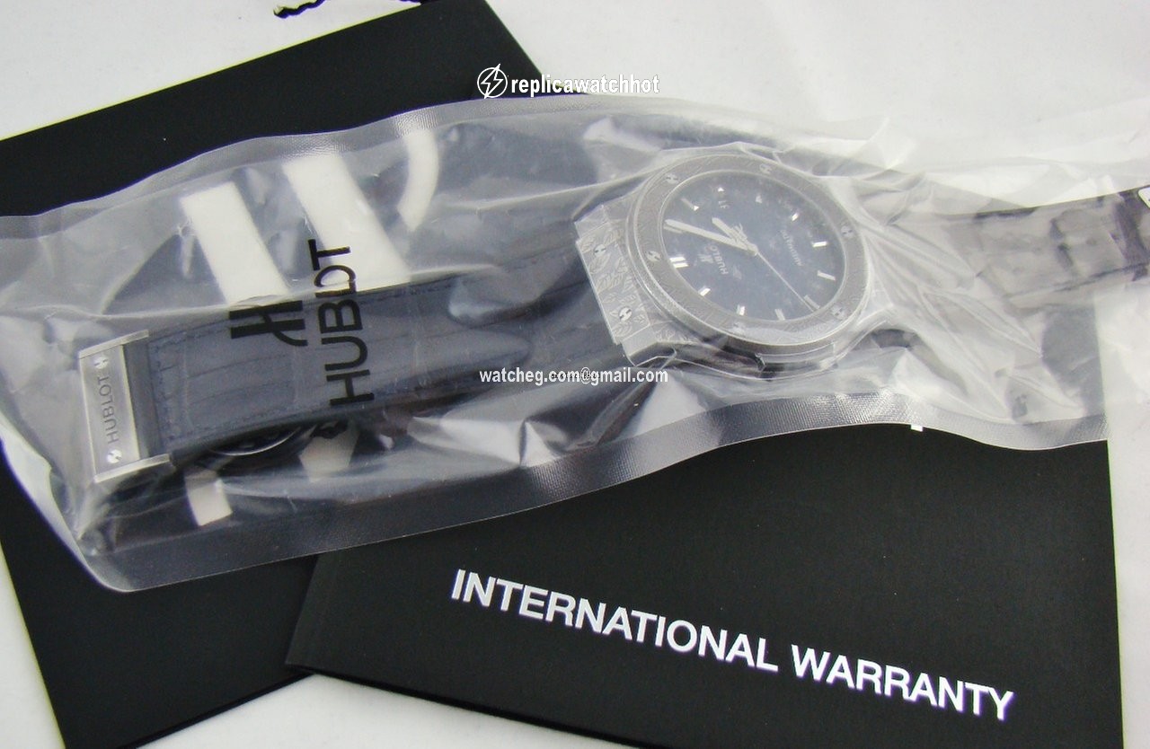 Hublot Classic Fusion 45, 42, 38, 33 mm Mens watch Unisex Automatic Tantalum 511.NX.6670.LR.OPX17 3