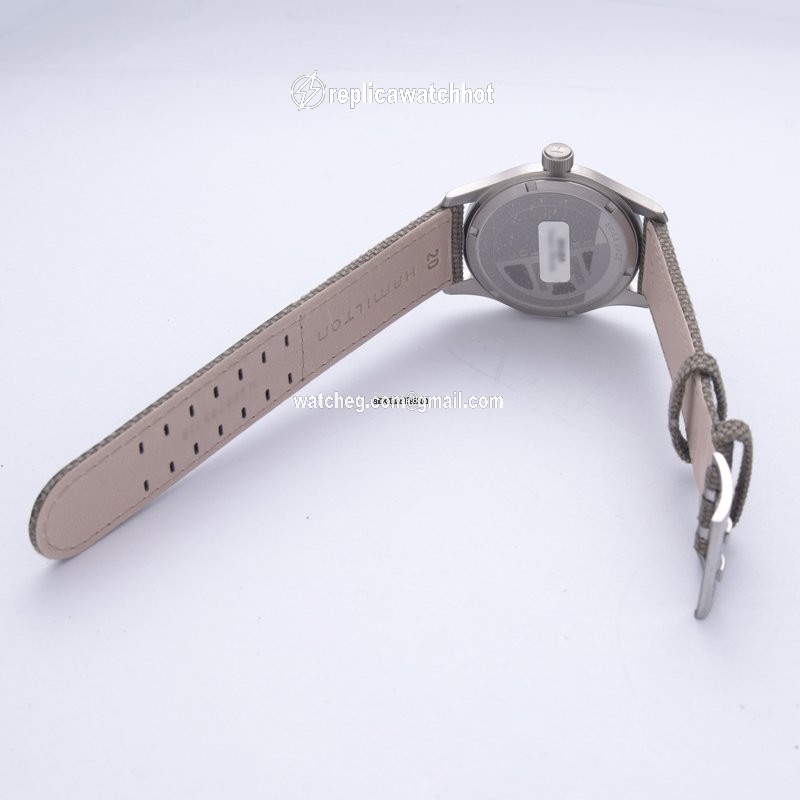 Hamilton Khaki Field Mens watch Unisex Quartz Steel H68201963 3