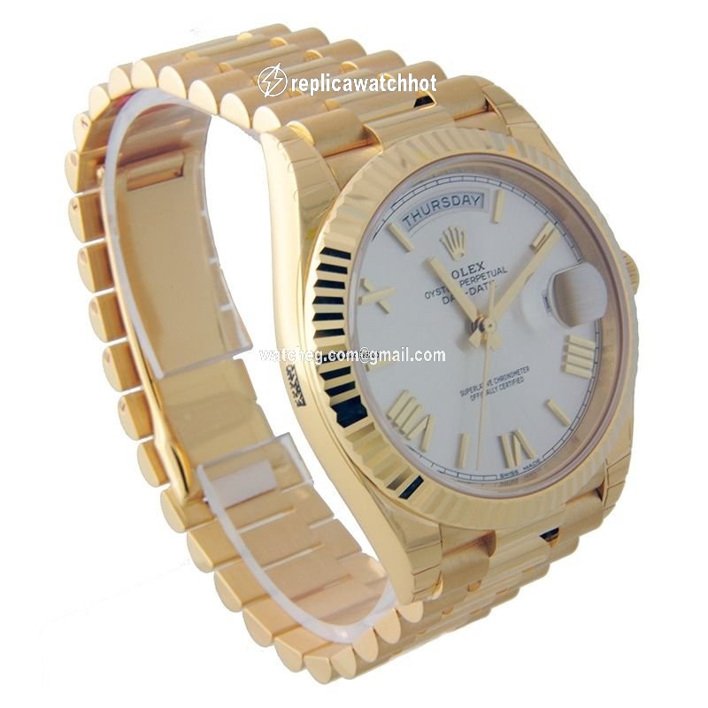 Rolex Day-Date 40 Mens watch Unisex Yellow gold Automatic 228238 SRP 3
