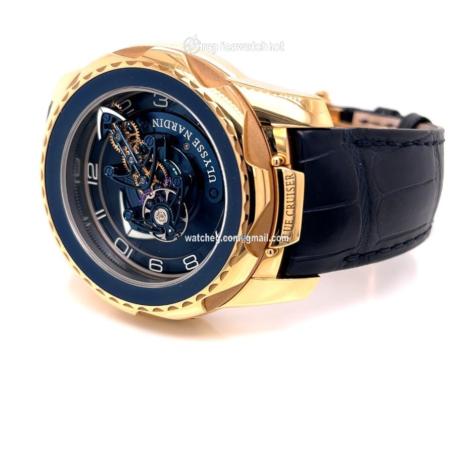 Ulysse Nardin Freak Cruiser Mens watch Unisex Manual winding Rose gold 2056-131 03 3