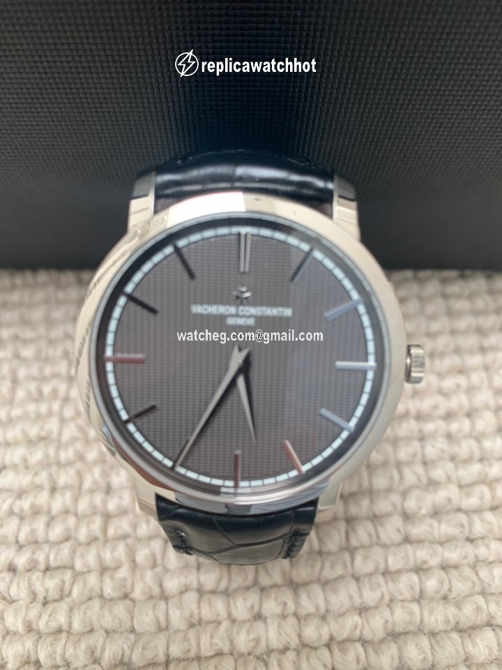 Vacheron Constantin Patrimony Mens watch Unisex Automatic White gold 43075 000G-9873 3
