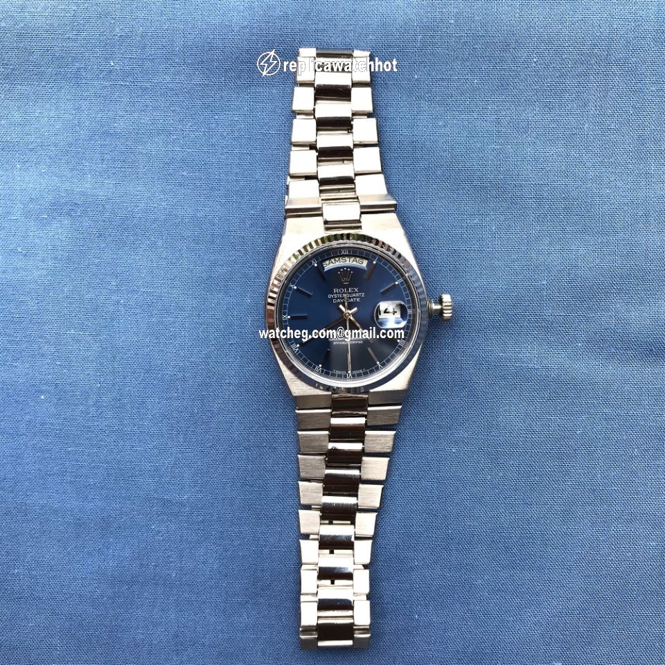 Rolex Day-Date Oysterquartz Mens watch Unisex White gold Quartz 19019 4