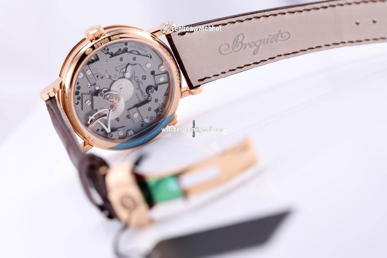 Breguet Tradition Mens watch Unisex Manual winding Rose gold 7067br g1 9w6 4