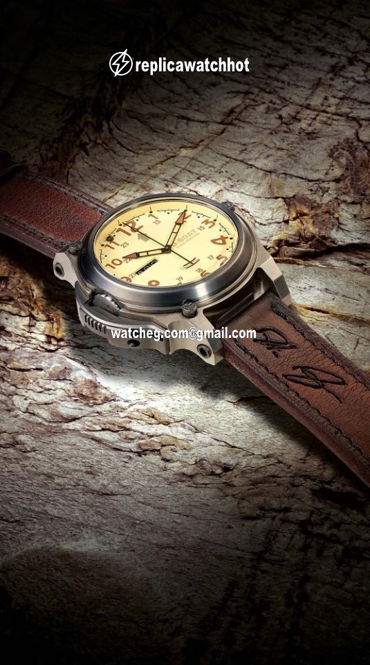 U-Boat Tipo 01 Mens watch Unisex Automatic Titanium 7900 4
