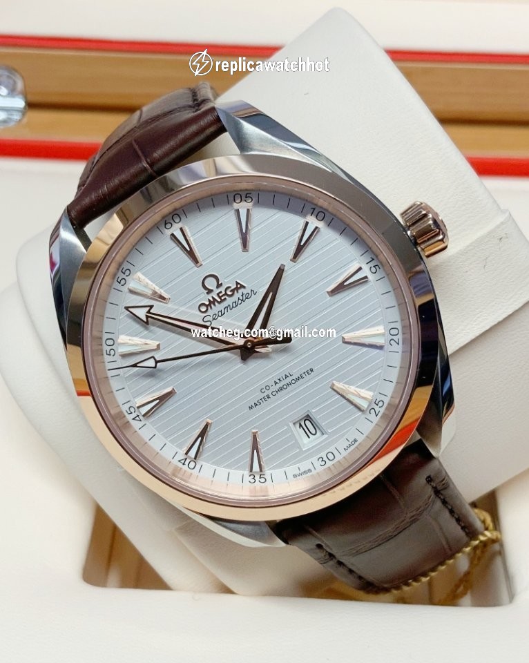 Omega Seamaster Aqua Terra Mens watch Unisex Automatic Gold Steel 220.23.41.21.02.001 4