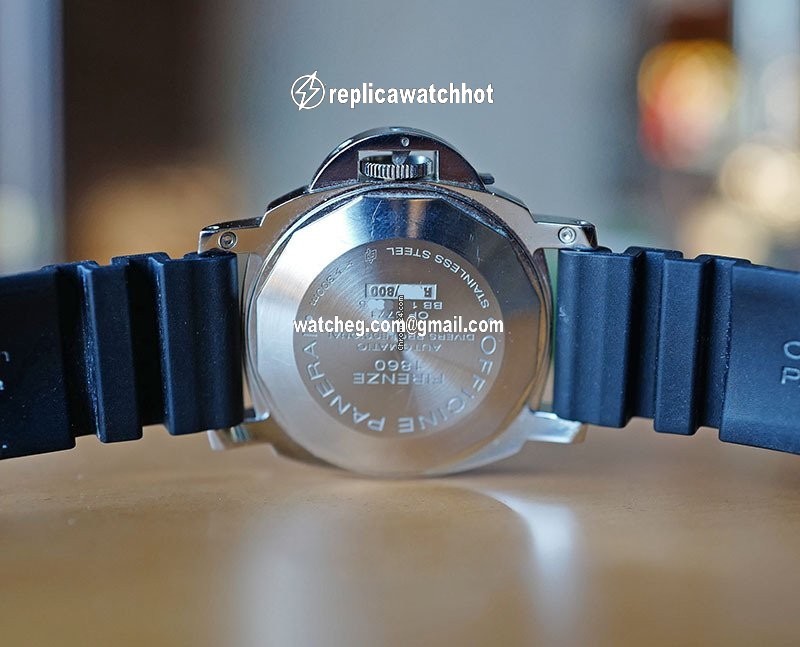 Panerai Luminor Submersible Automatic PAM 24 4