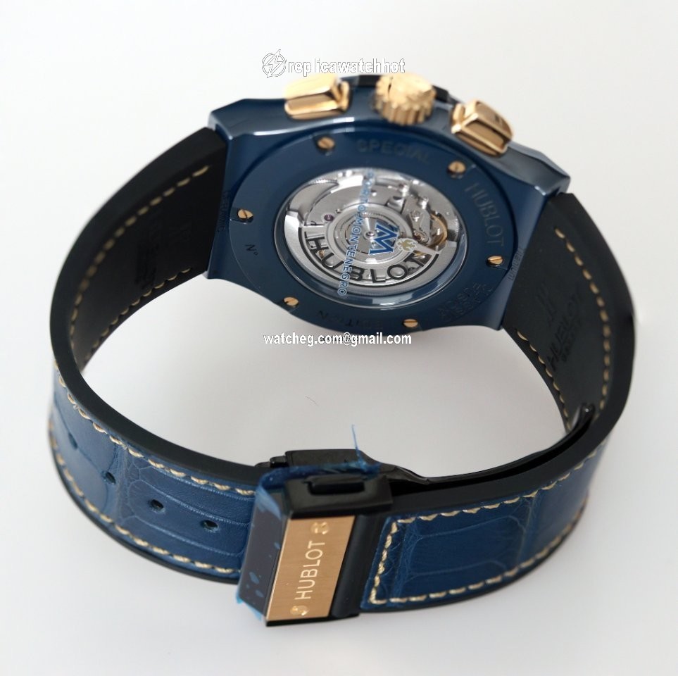 Hublot Classic Fusion Chronograph Mens watch Unisex Automatic Ceramic 521.EX.7128.LR.POM19 4