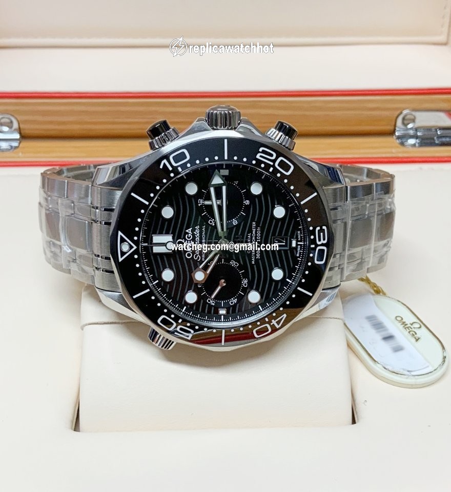 Omega Seamaster Diver 300 M Mens watch Unisex Automatic Steel 210.30.44.51.01.001 4