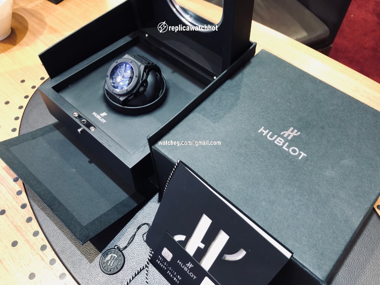 Hublot King Power Mens watch Unisex Automatic Ceramic 701.CI.0110.RX 4