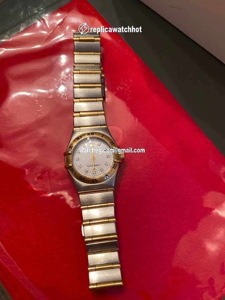 Omega Constellation Womens watch Quartz Gold Steel 1262.75.00 4