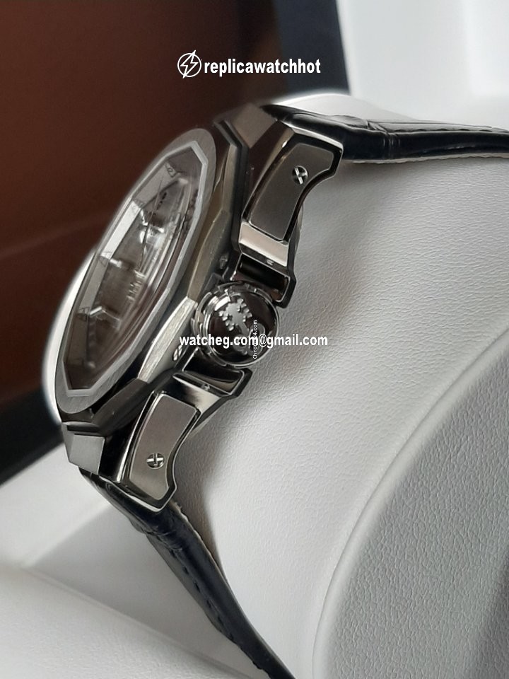 Corum Admirals Cup AC-One Mens watch Unisex Automatic Titanium 082.401.04 0F01 FH10 4