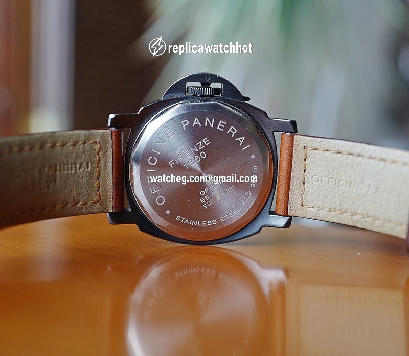 Panerai Special Editions Automatic PAM 28 4