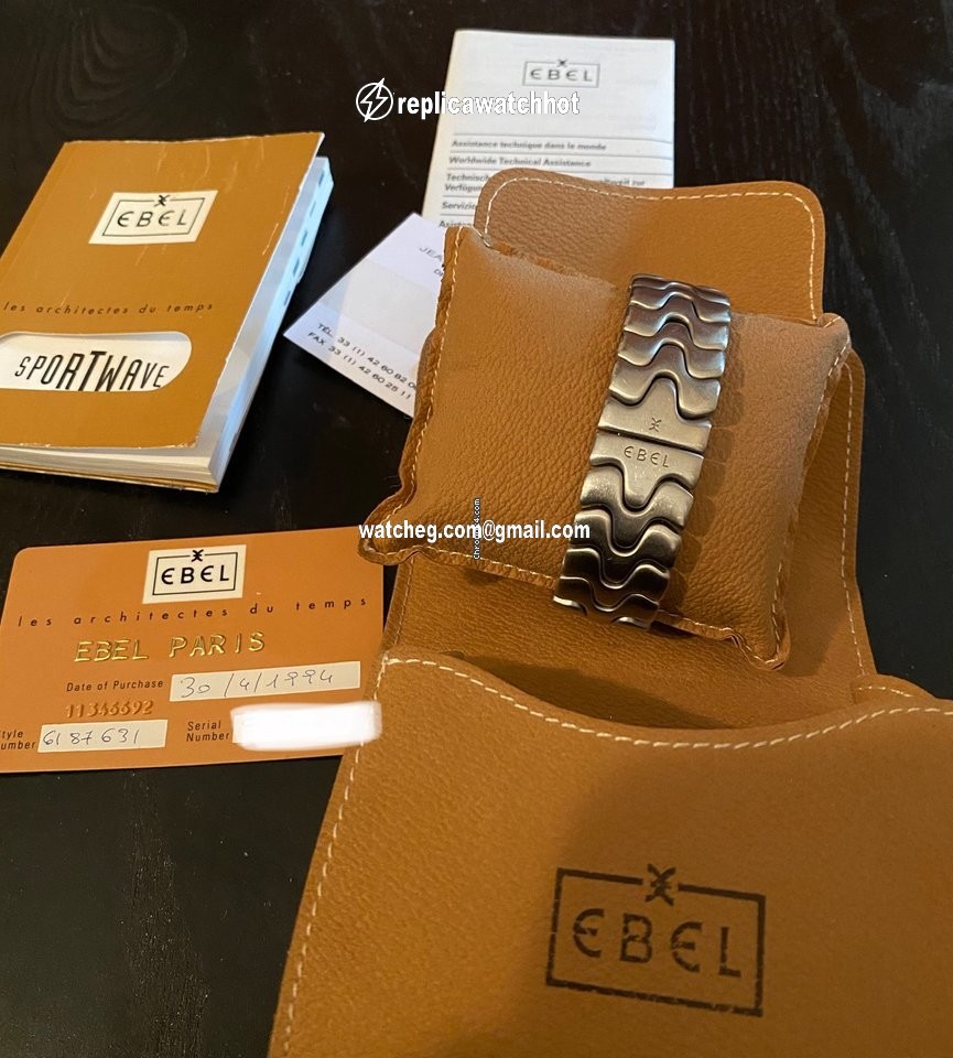 Ebel Sportwave Mens watch Unisex Quartz Gold Steel E 6187631 4