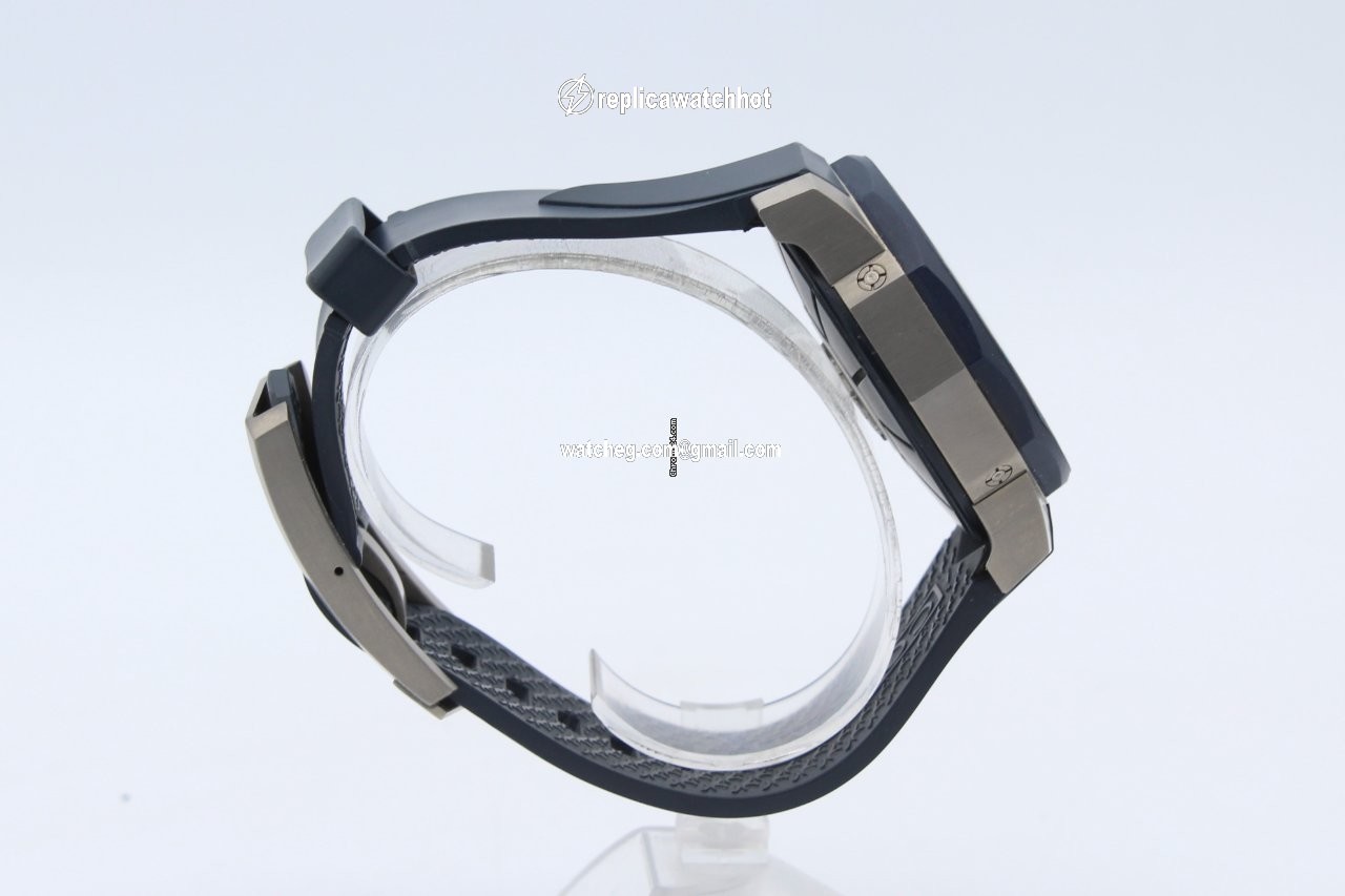 Corum Admirals Cup Seafender Tides 48 Mens watch Unisex Automatic Titanium 01.0005 4