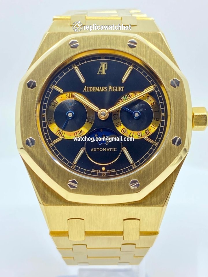 Audemars Piguet Royal Oak Day-Date Mens watch Unisex Automatic Yellow gold 25594BA 4