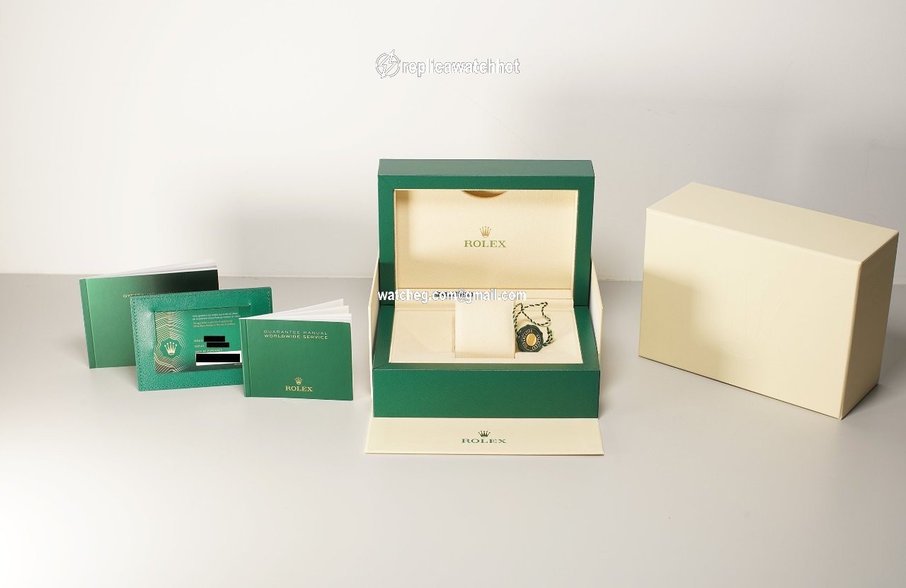 Rolex Submariner Date Steel Automatic 126610 LN 4