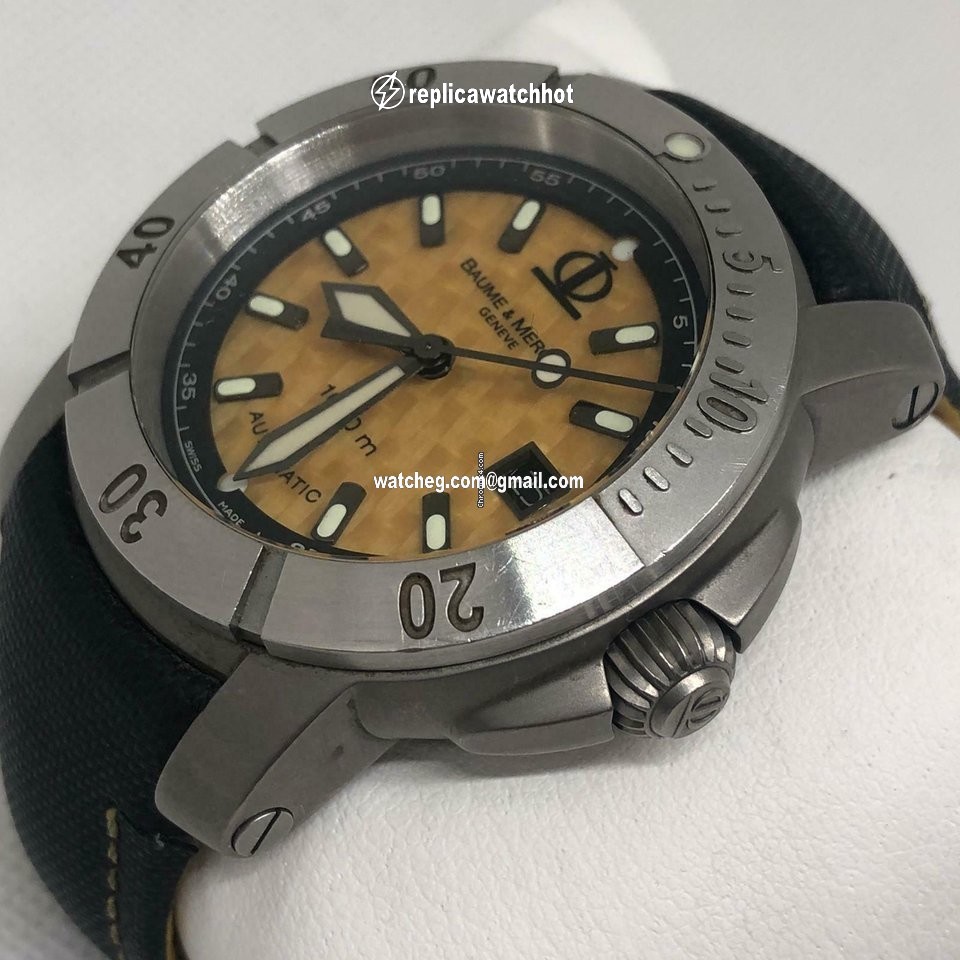 Baume & Mercier Capeland Mens watch Unisex Automatic Titanium 65414 4