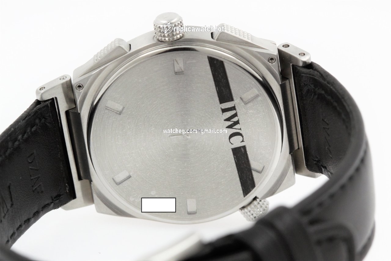 IWC Ingenieur Mens watch Unisex Quartz Steel 3815 4