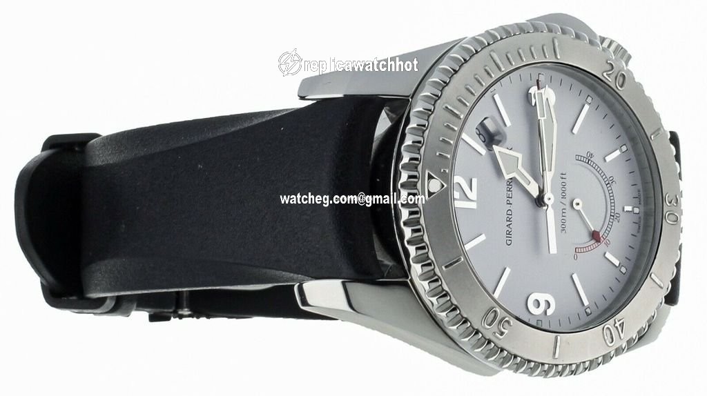 Girard Perregaux Sea Hawk Mens watch Unisex Automatic Steel 4990 4