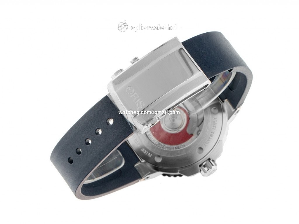 Oris Aquis GMT Date Mens watch Unisex Automatic Steel 01 798 7754 4135 07 4 24 65EB 4