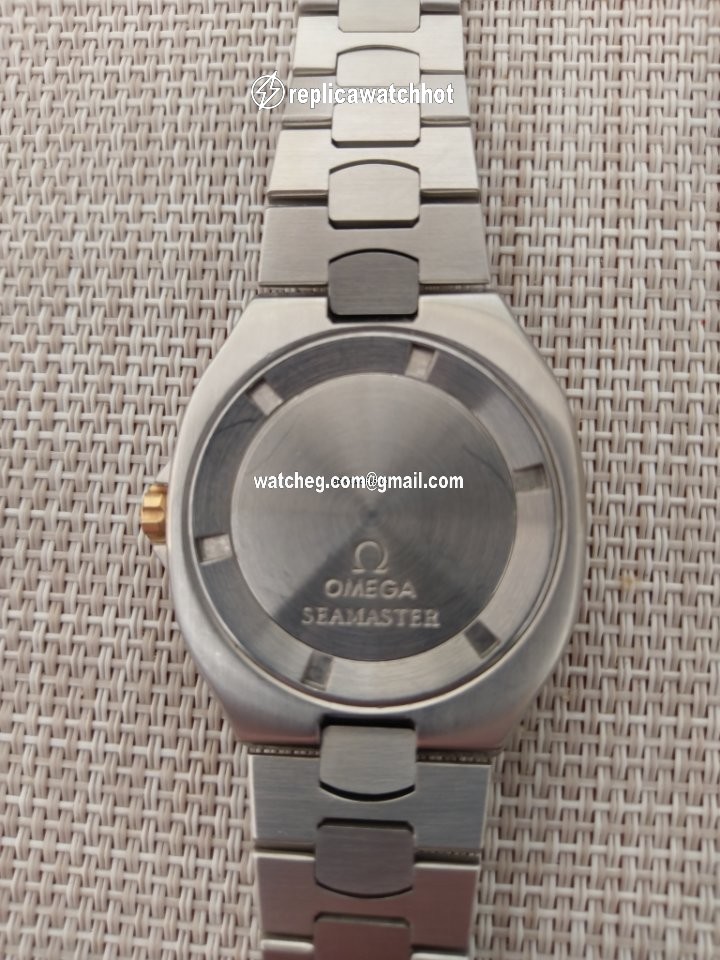 Omega Seamaster Diver 300 M Mens watch Unisex Quartz Steel 396.104 1 4