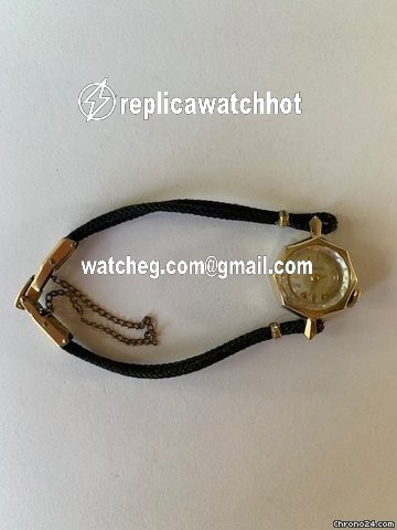 Jaeger-LeCoultre Manual winding Yellow gold LeCoultre Ladies 4