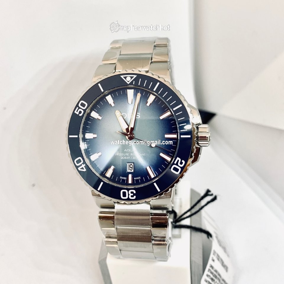 Oris Aquis Date Mens watch Unisex Automatic Steel 01 733 7730 4175-Set 4