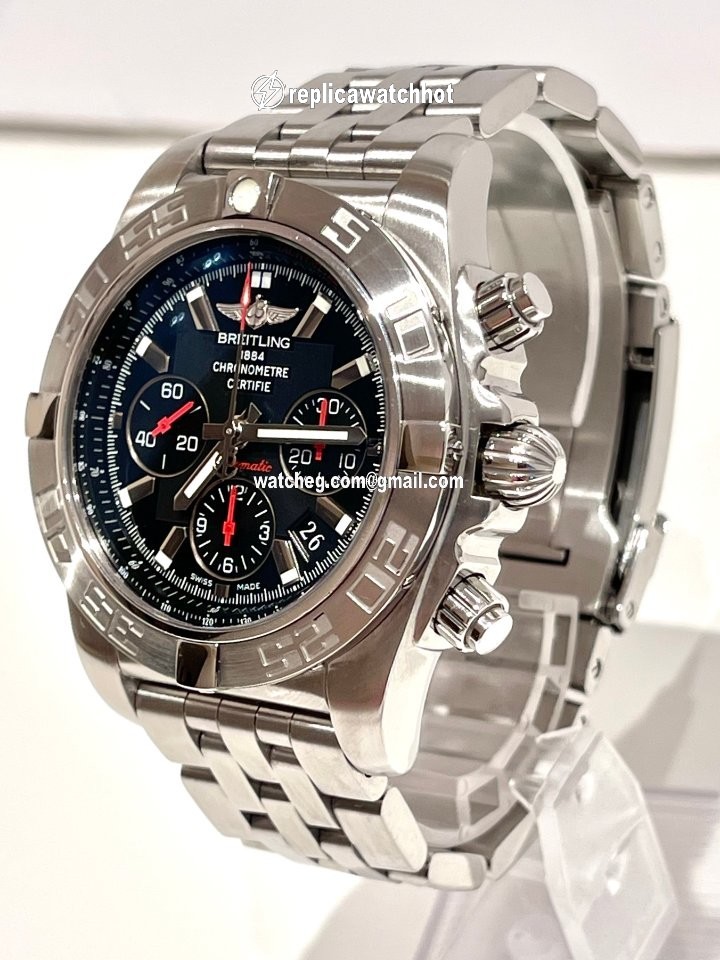 Breitling Chronomat Mens watch Unisex Automatic Steel AB0111-105 4