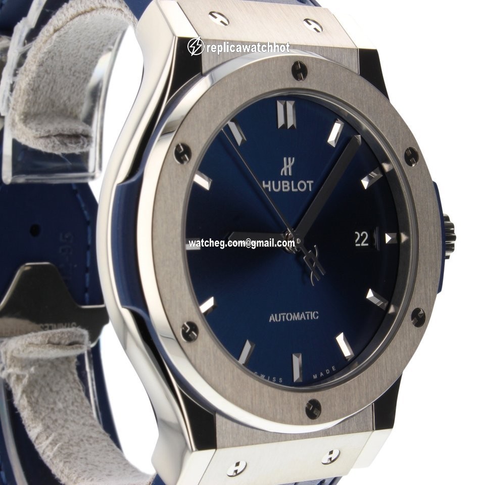 Hublot Classic Fusion Blue Mens watch Unisex Automatic Titanium 542NX7170LR 4