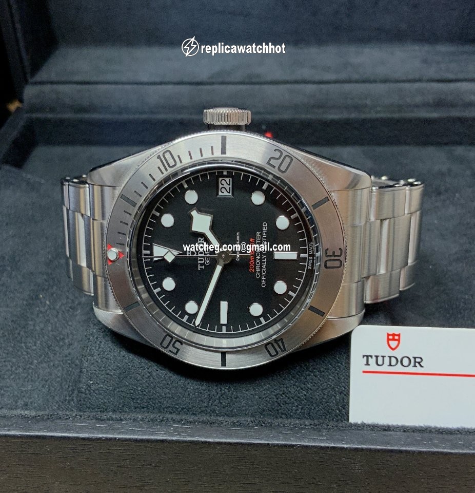 Tudor Black Bay Steel Mens watch Unisex Automatic Steel M79730-0006 4